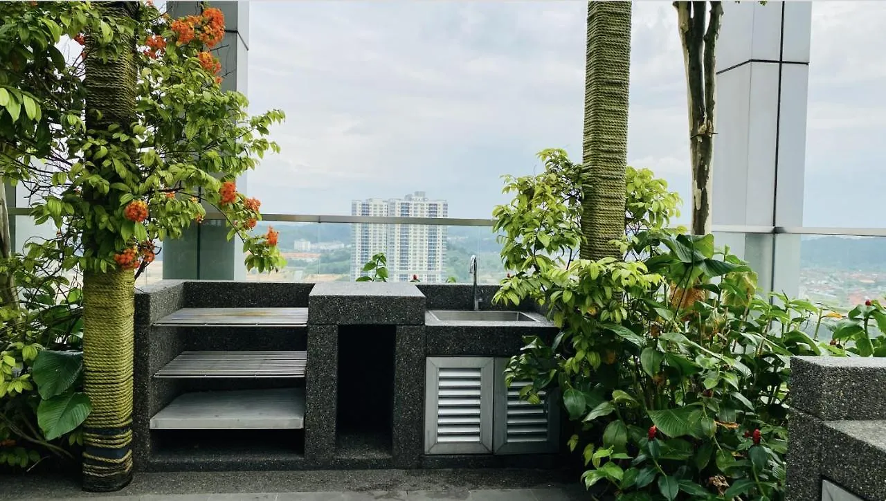Revo, Aurora-Pavilion 22 Kuala Lumpur